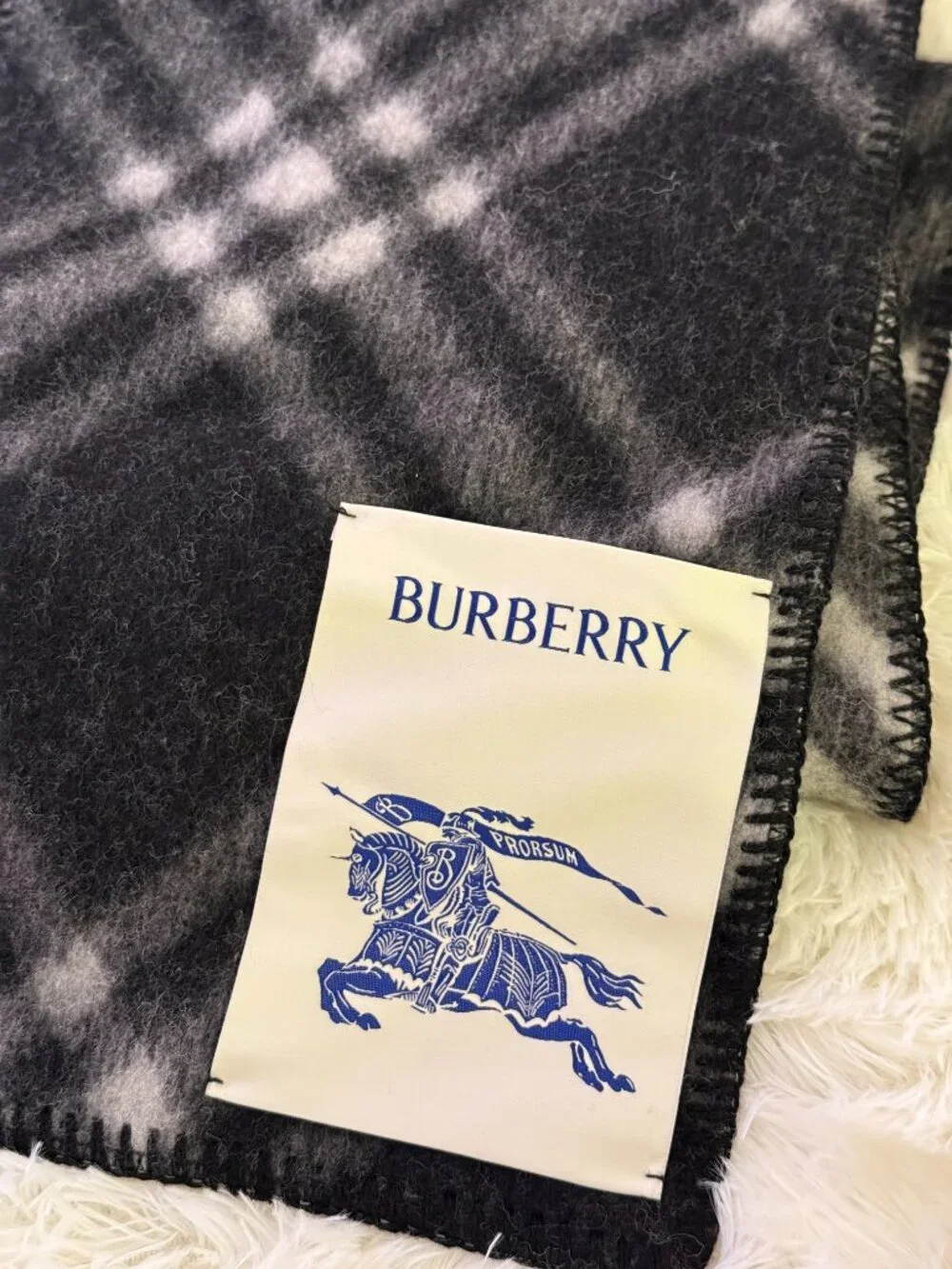 Burberry Black Check Wool Scarf Classic Nova Check Unisex Soft | MSRP $645 - Picture 8 of 14